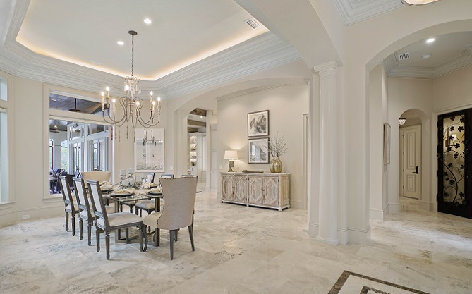 Waterfront estates in Florida